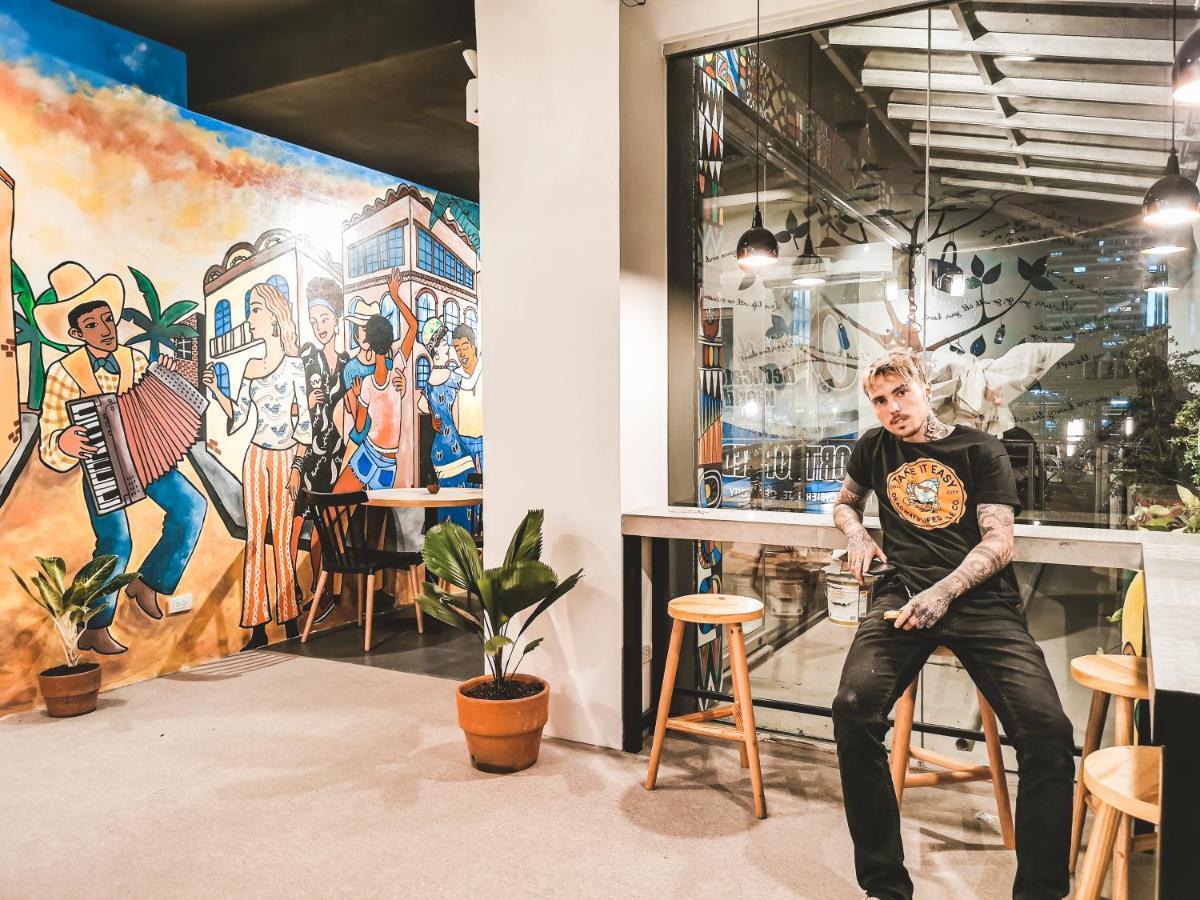 Murals Sleepbox (Adults Only) Cebu Bagian luar foto